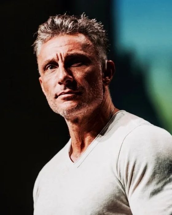 Tullian Tchividjian